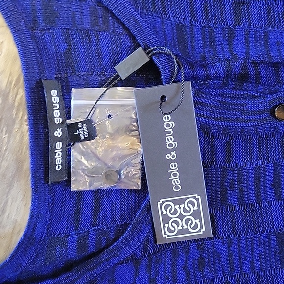 Cable and gauge, large, blue, and black cardigan - Picture 2 of 5